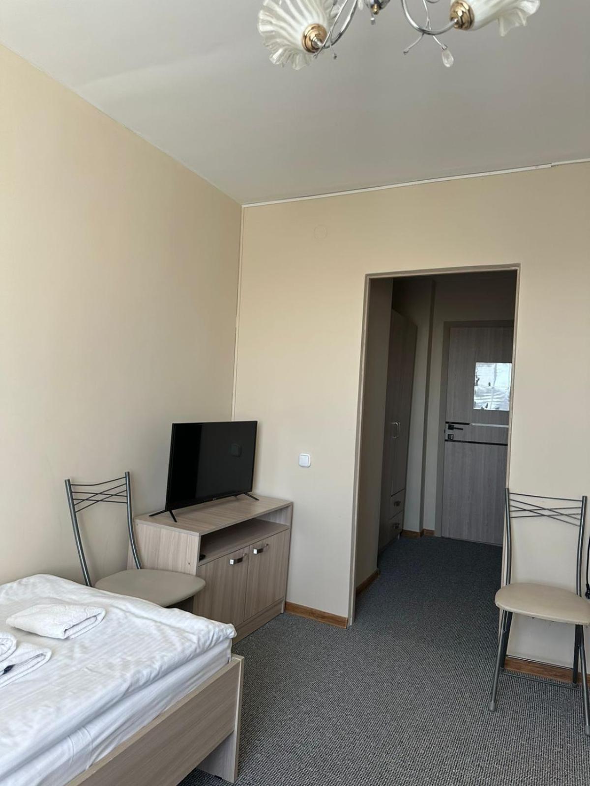 קוקשטאו Гостиница Kokshe Inn מראה חיצוני תמונה
